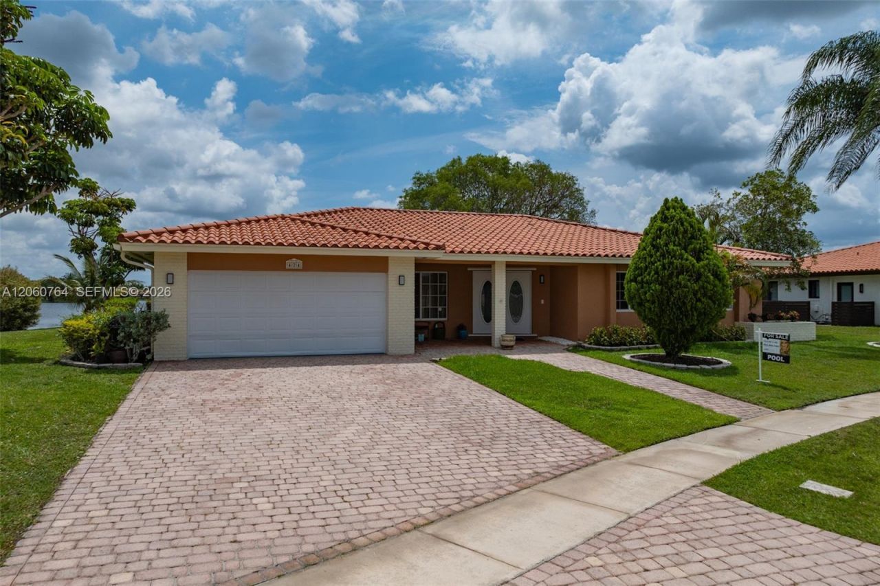 424 Sailboat Cir, Weston, FL 33326 Photo