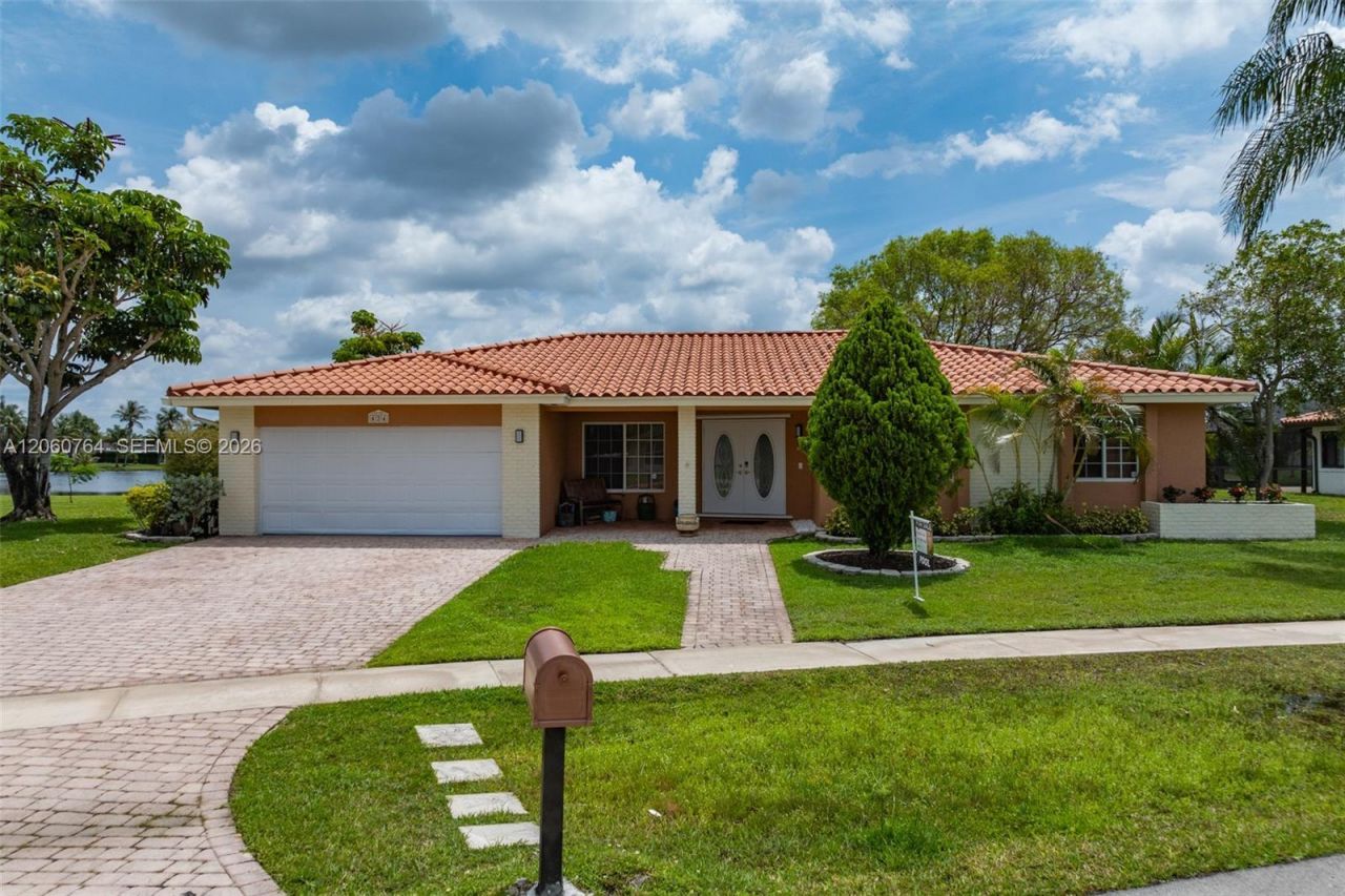 424 Sailboat Cir, Weston, FL 33326 Photo