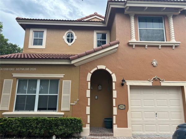 8508 NW 141st Ter , Unit 501, Miami Lakes, FL 33016