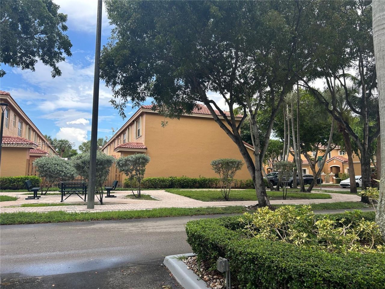 8508 NW 141st Ter , Unit 501, Miami Lakes, FL 33016 Photo