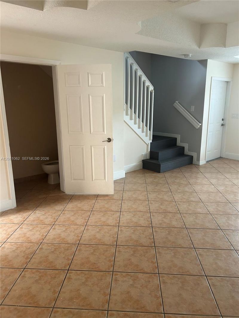 8508 NW 141st Ter , Unit 501, Miami Lakes, FL 33016 Photo