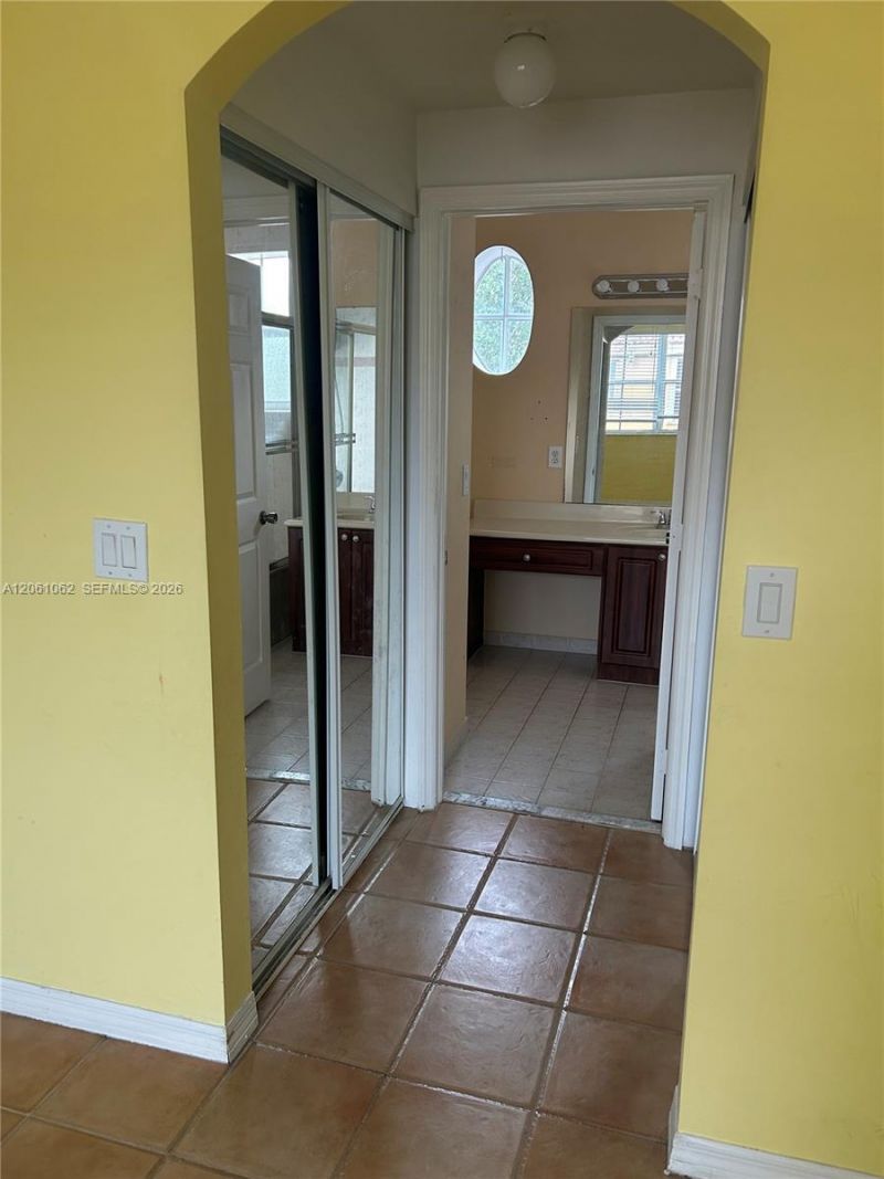 8508 NW 141st Ter , Unit 501, Miami Lakes, FL 33016 Photo