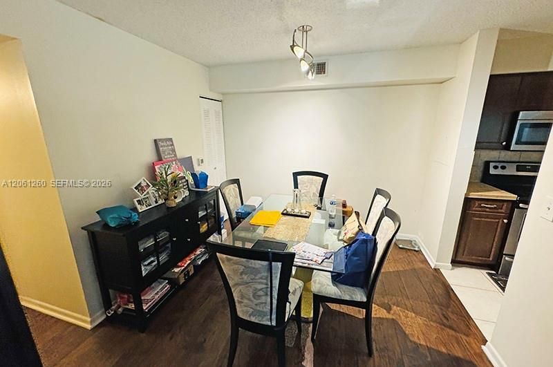 1727 Village Blvd, Unit 108, West Palm Beach, FL 33409 Photo