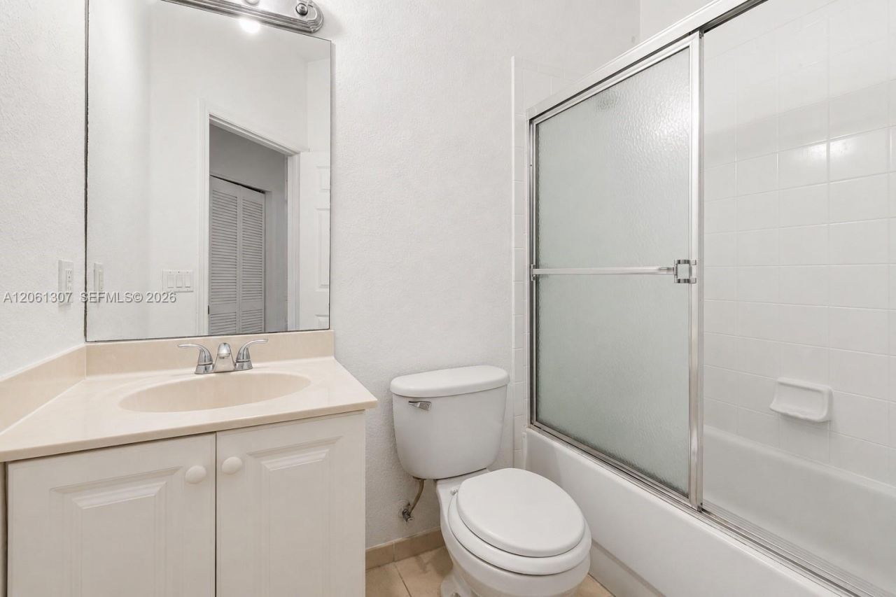1925 Marsh Harbor Dr, Unit 204, Riviera Beach, FL 33404 Photo