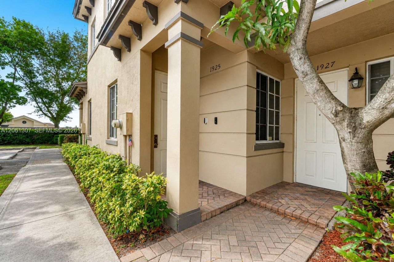 1925 Marsh Harbor Dr, Unit 204, Riviera Beach, FL 33404 Photo