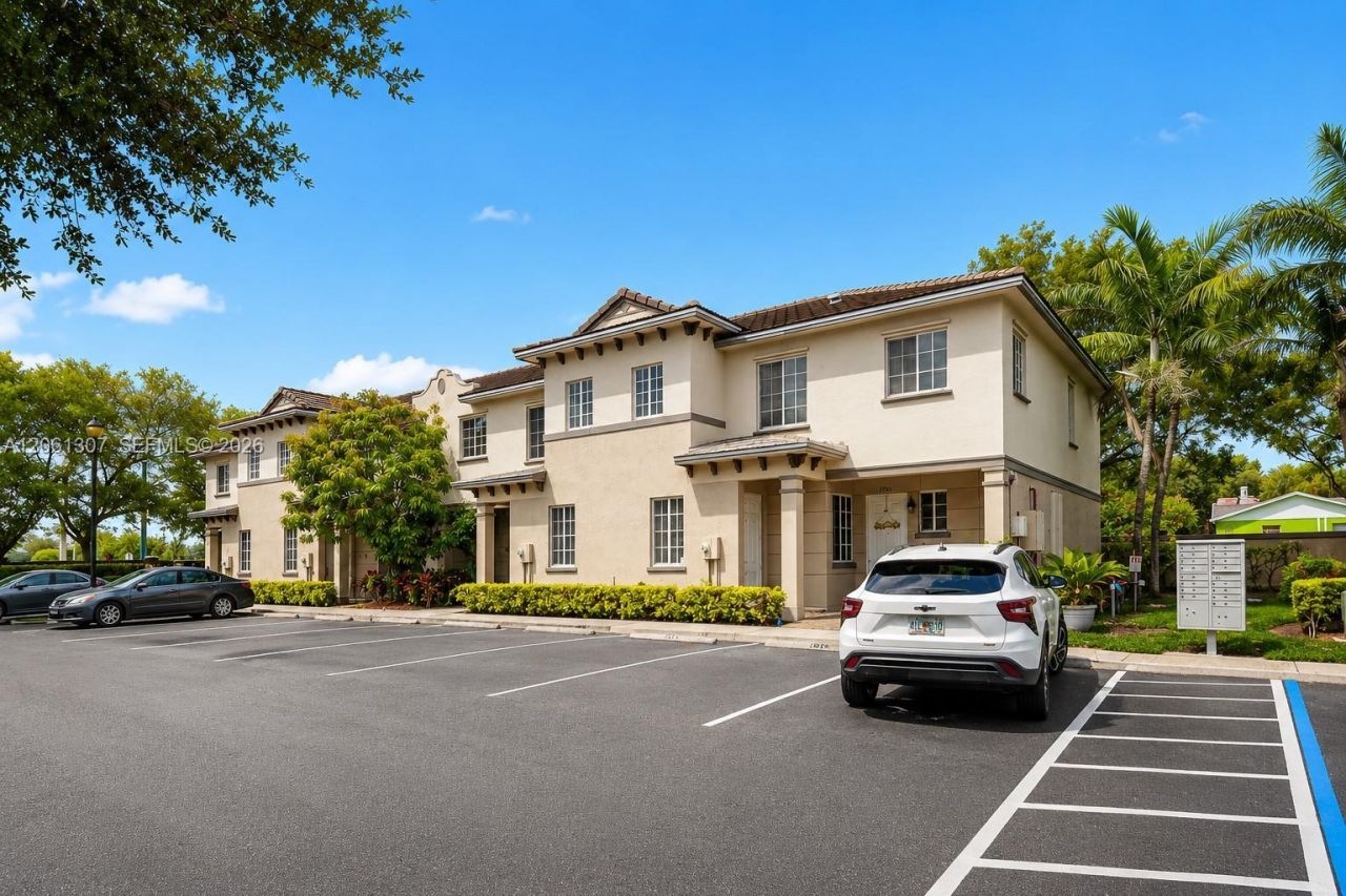 1925 Marsh Harbor Dr, Unit 204, Riviera Beach, FL 33404 Photo