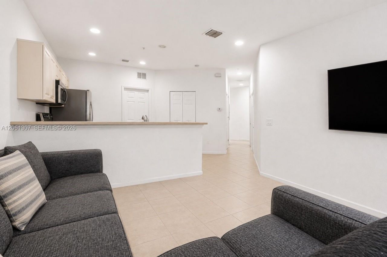 1925 Marsh Harbor Dr, Unit 204, Riviera Beach, FL 33404 Photo