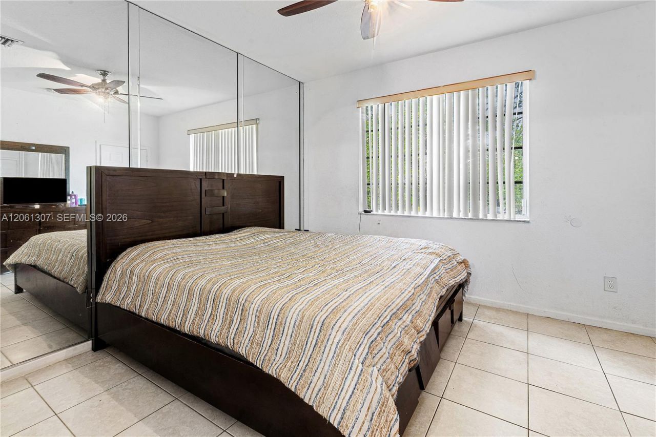 1925 Marsh Harbor Dr, Unit 204, Riviera Beach, FL 33404 Photo