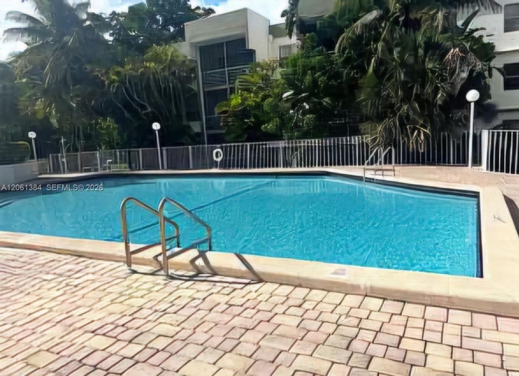 4235 N University Dr, Unit 306, Sunrise, FL 33351 Photo