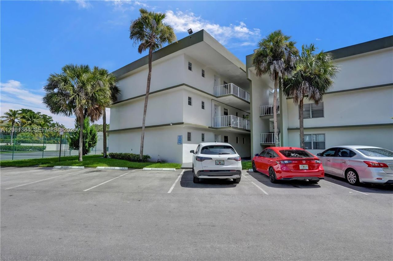 4235 N University Dr, Unit 306, Sunrise, FL 33351 Photo