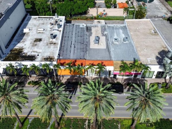 1919 -1923 Ponce De Leon Blvd , Coral Gables, FL 33134