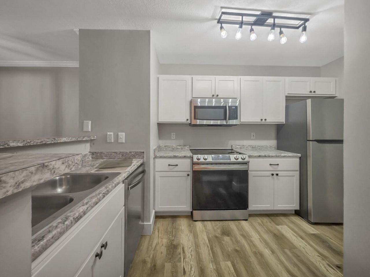 50 Pebble Beach Cove Photo 19