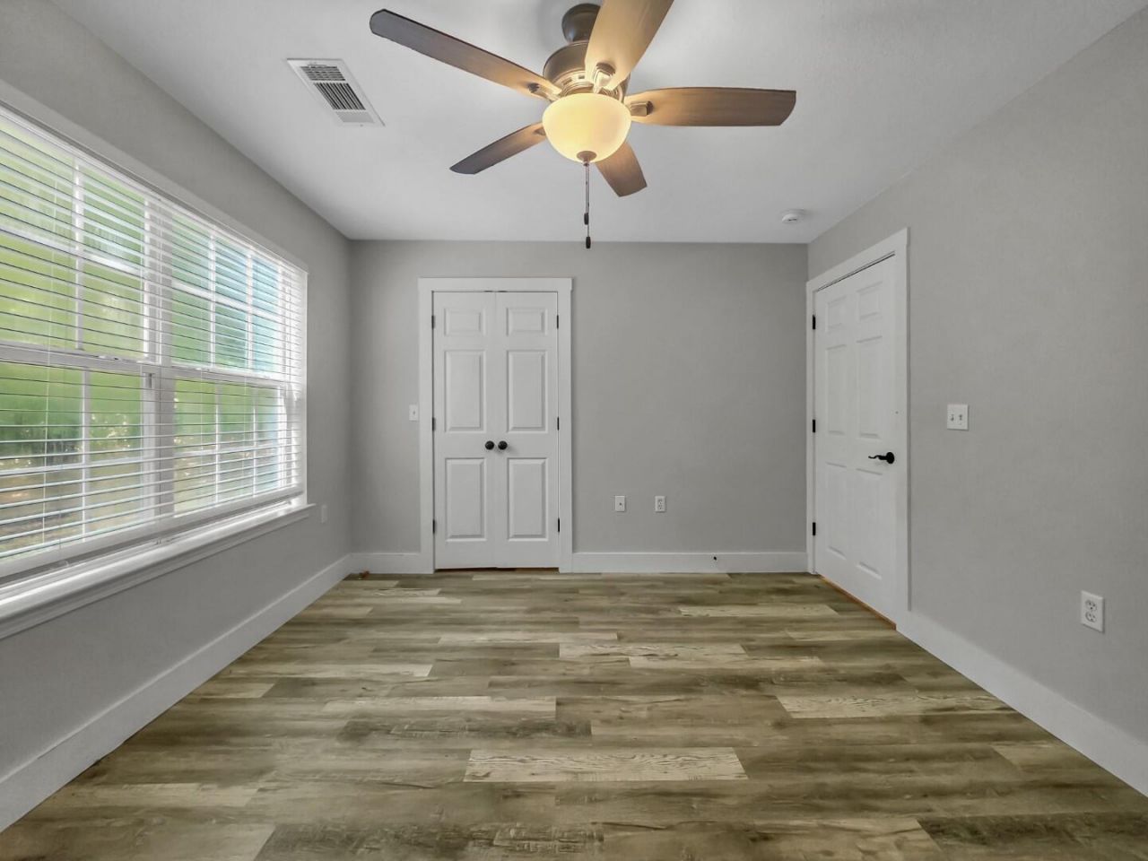 50 Pebble Beach Cove Photo 27