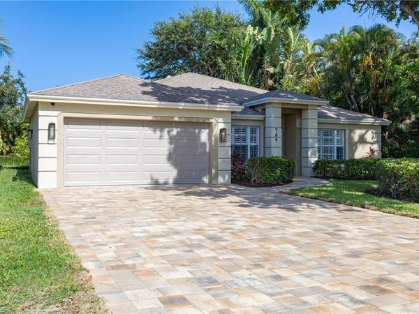 789 Coldstream CT, NAPLES, FL 34104