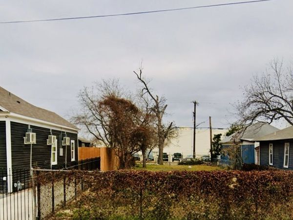 1507 E CROCKETT ST, San Antonio, TX 78202