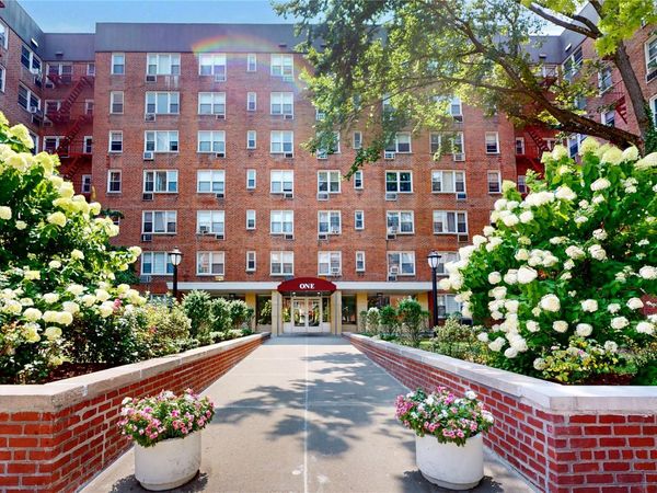 1 Sadore Lane , Unit 3X, Yonkers, NY 10710