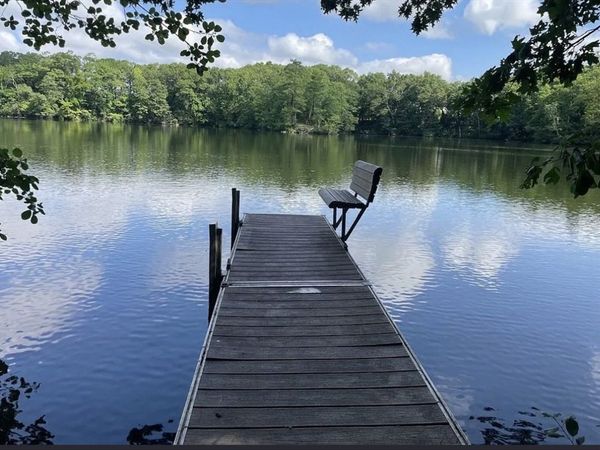 26 Arcadia Road, Natick, MA 01760