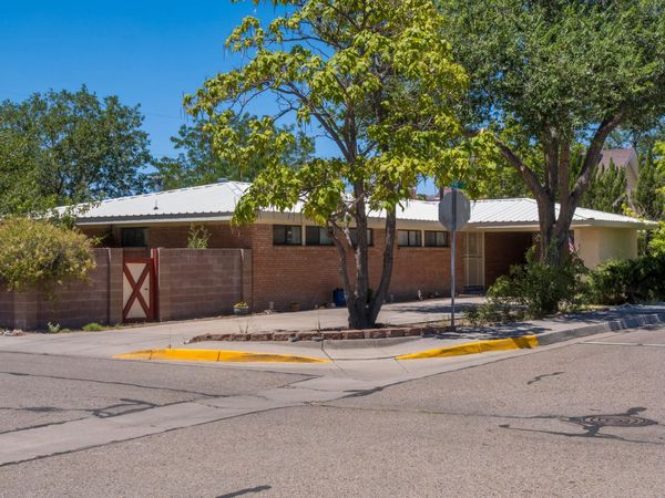 411 Schmidt Place SW, Los Lunas, NM 87031