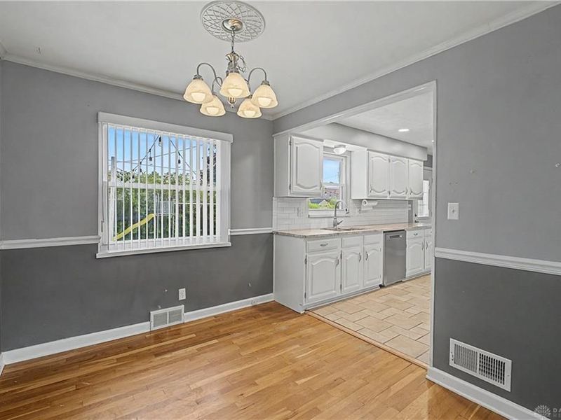1017 Wenbrook Drive, Kettering, OH 45429 Photo 12