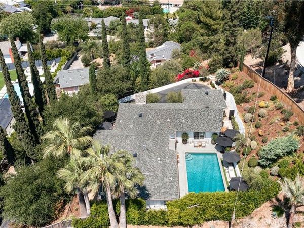 5117 Lubao Avenue, Woodland Hills, CA 91364