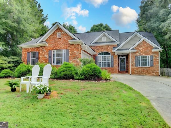 49 Flintstone Road, Jefferson, GA 30549