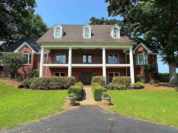 6425 6th Street, Leighton, AL 35646