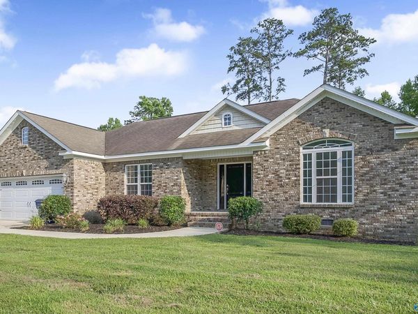 654 Pine Haven Road, Gadsden, AL 35901