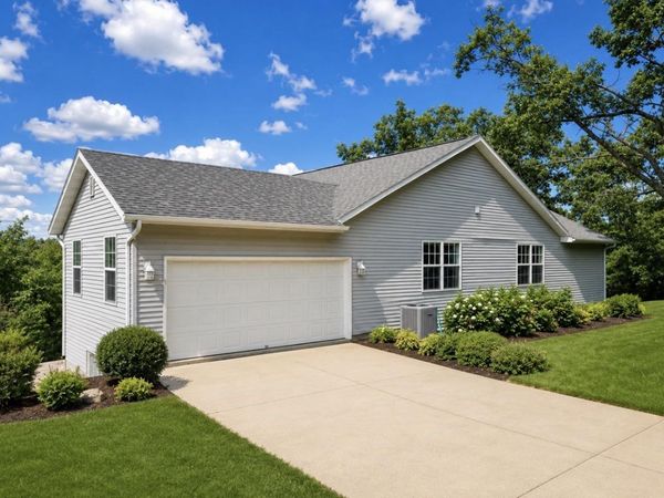 W9295 EMBERSON Lane, Blanchardville, WI 53516