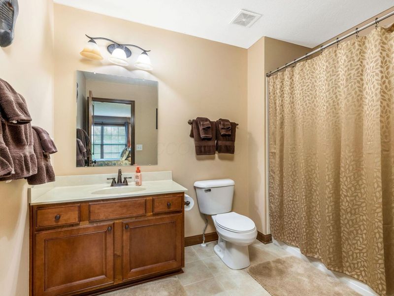 8391 Tricia Price Drive, Powell, OH 43065 Photo 40