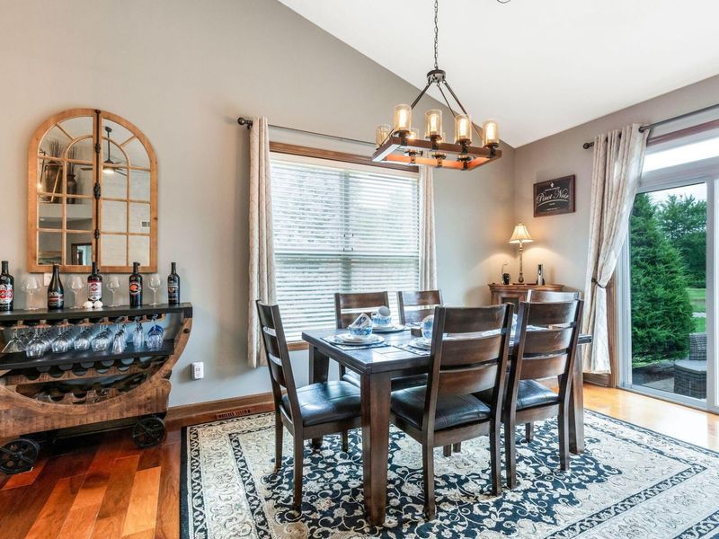 8391 Tricia Price Drive, Powell, OH 43065 Photo 6