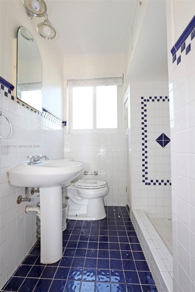 1971 SW 17th Ct , Unit B, Miami, FL 33145 Photo