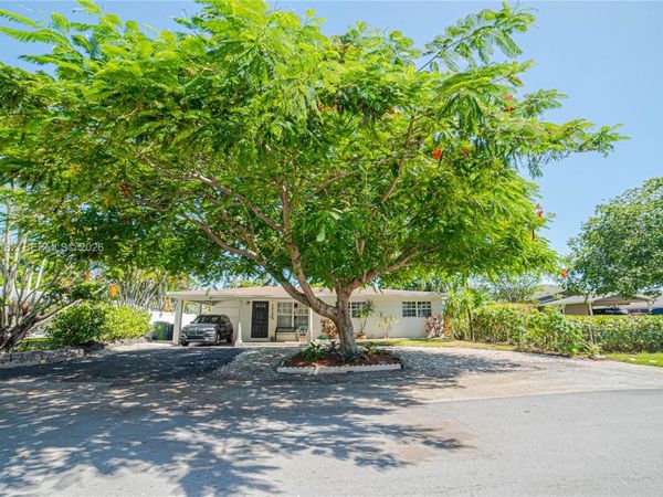 1725 SW 30th St , Fort Lauderdale, FL 33315