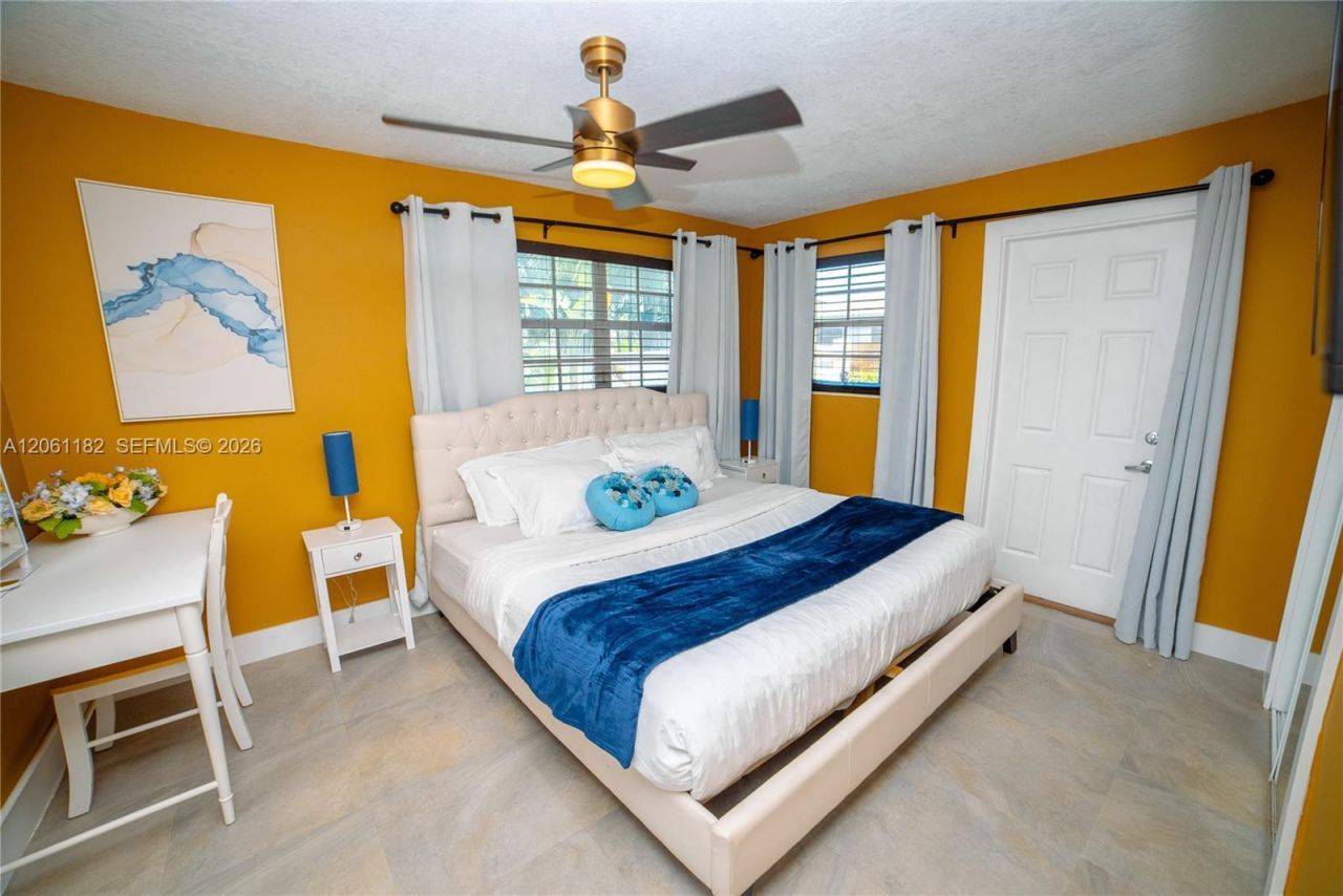 1725 SW 30th St , Fort Lauderdale, FL 33315 Photo