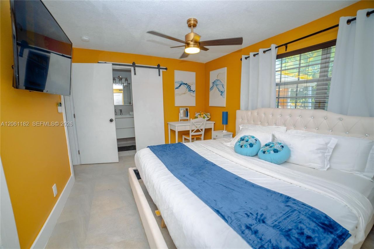 1725 SW 30th St , Fort Lauderdale, FL 33315 Photo