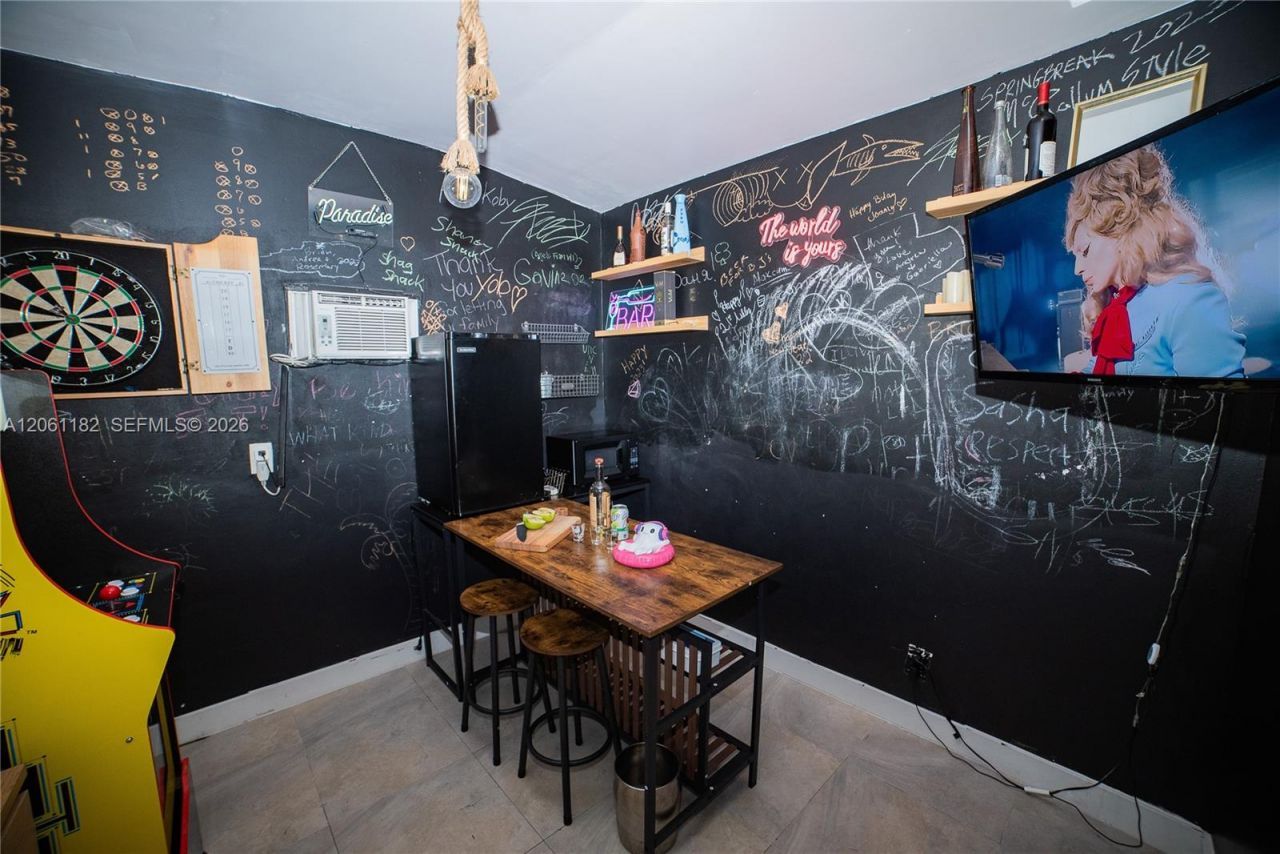 1725 SW 30th St , Fort Lauderdale, FL 33315 Photo