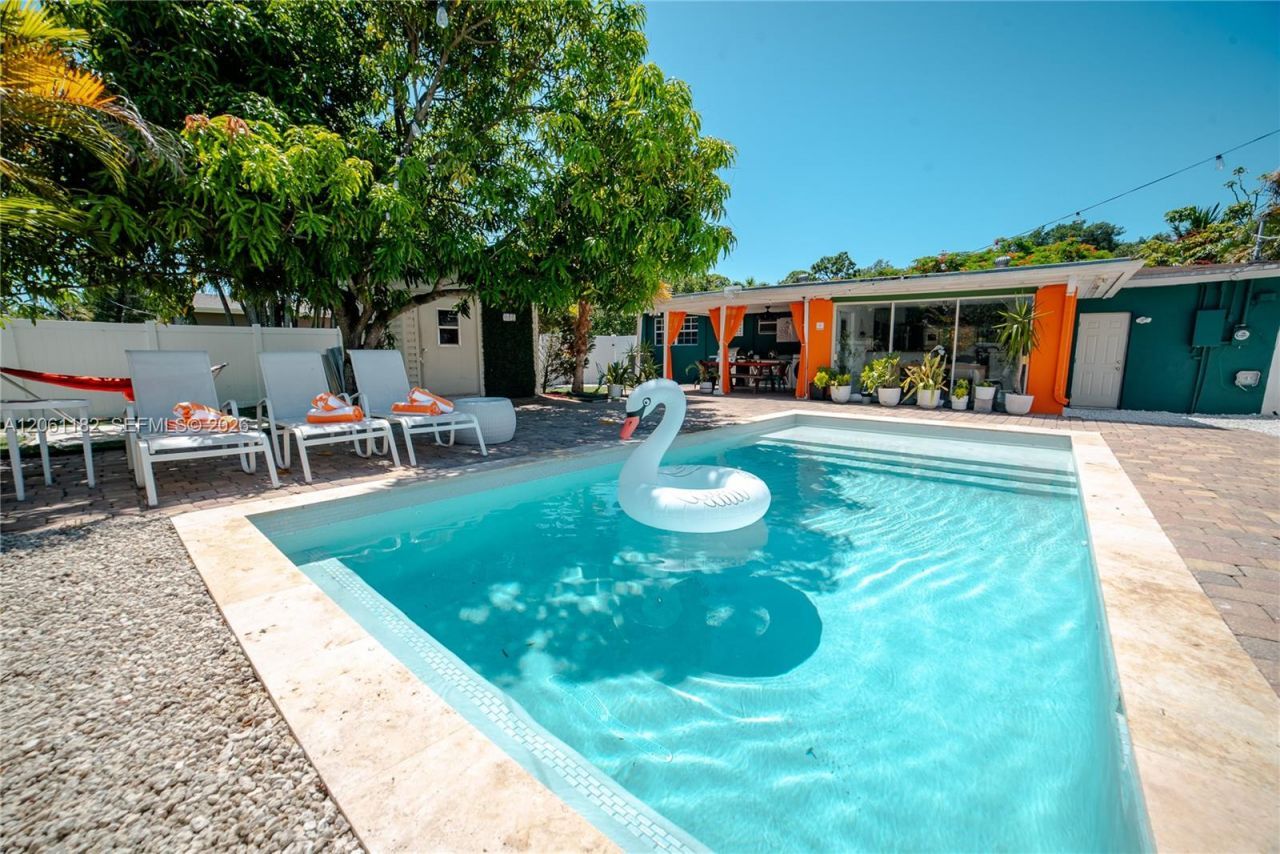 1725 SW 30th St , Fort Lauderdale, FL 33315 Photo