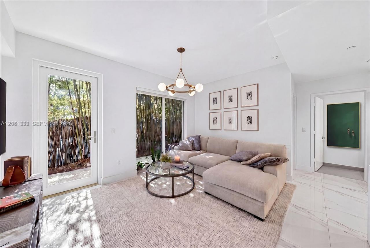 455 NE 39th St , Unit 111, Miami, FL 33137 Photo