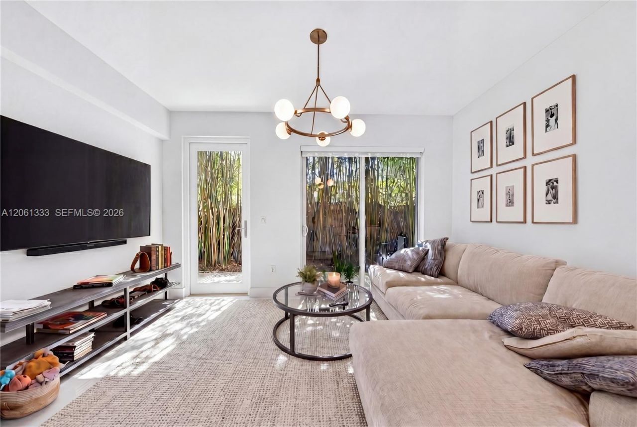 455 NE 39th St , Unit 111, Miami, FL 33137 Photo