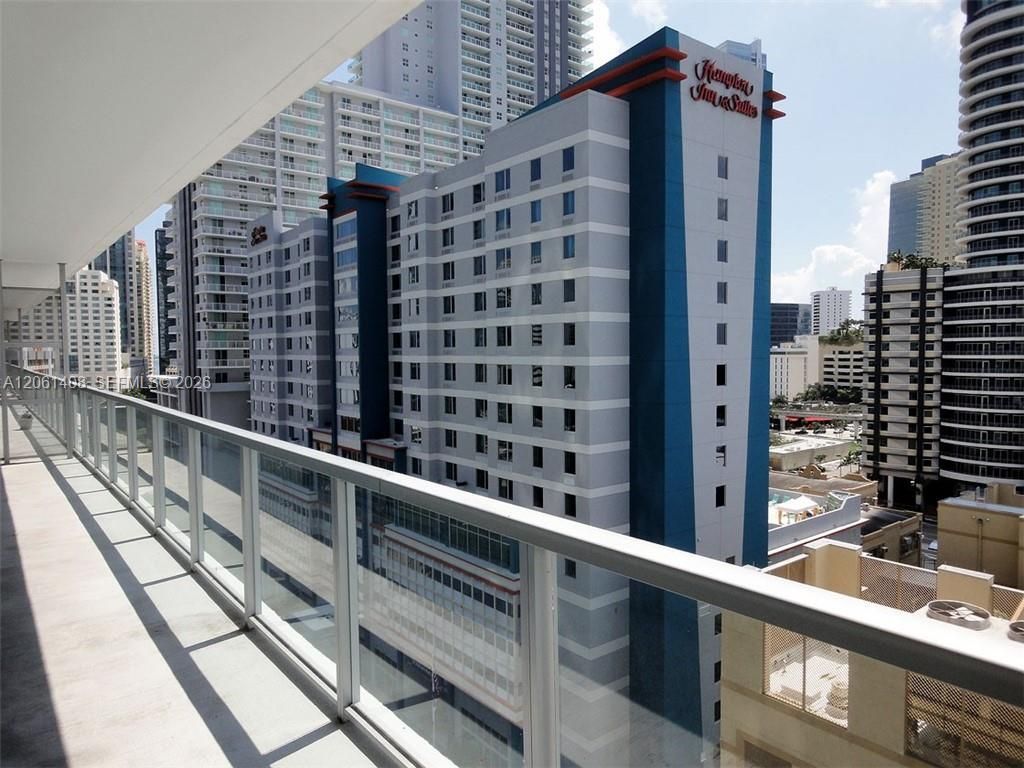 79 SW 12th St , Unit 1203-S, Miami, FL 33130 Photo