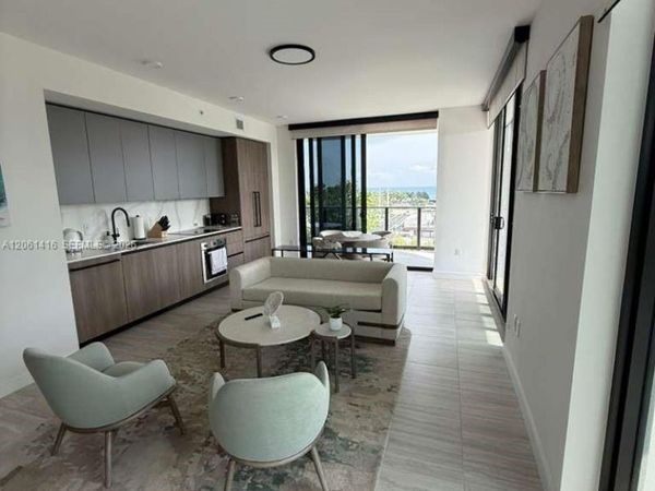 580 72nd St , Unit 602, Miami Beach, FL 33141
