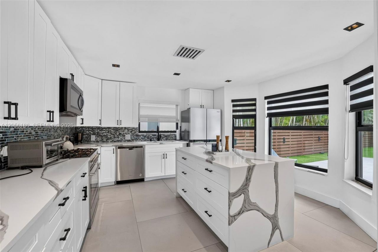 545 NE 9th Ave, Fort Lauderdale, FL 33301 Photo