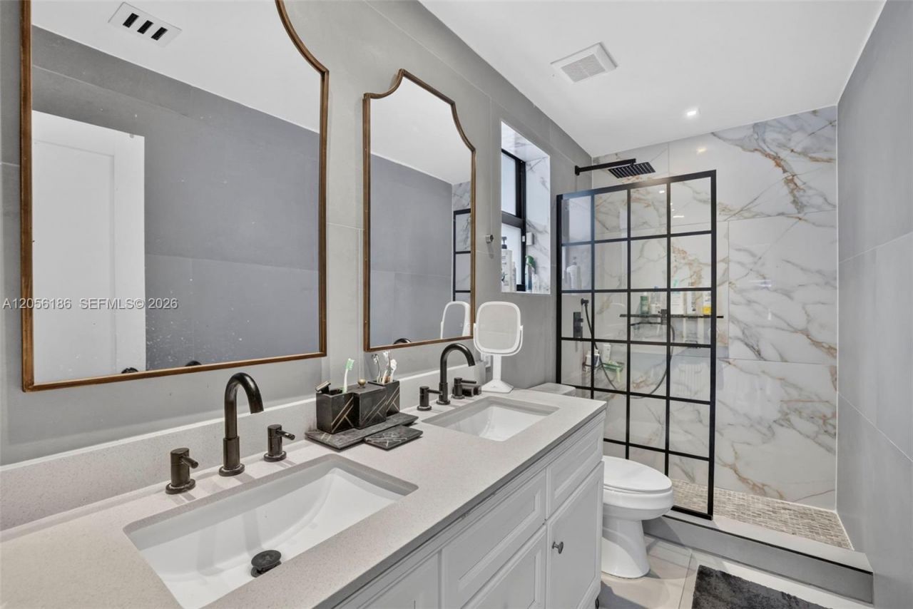 545 NE 9th Ave, Fort Lauderdale, FL 33301 Photo