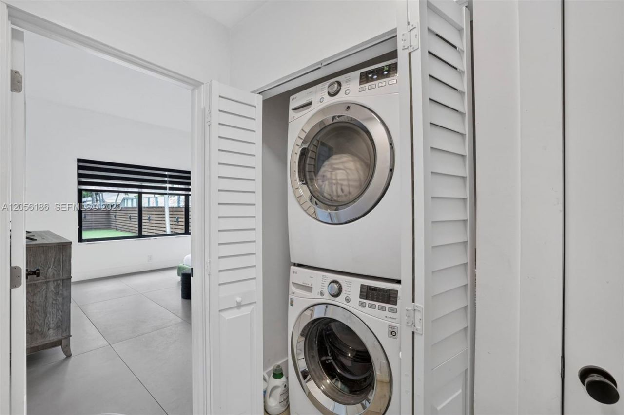 545 NE 9th Ave, Fort Lauderdale, FL 33301 Photo