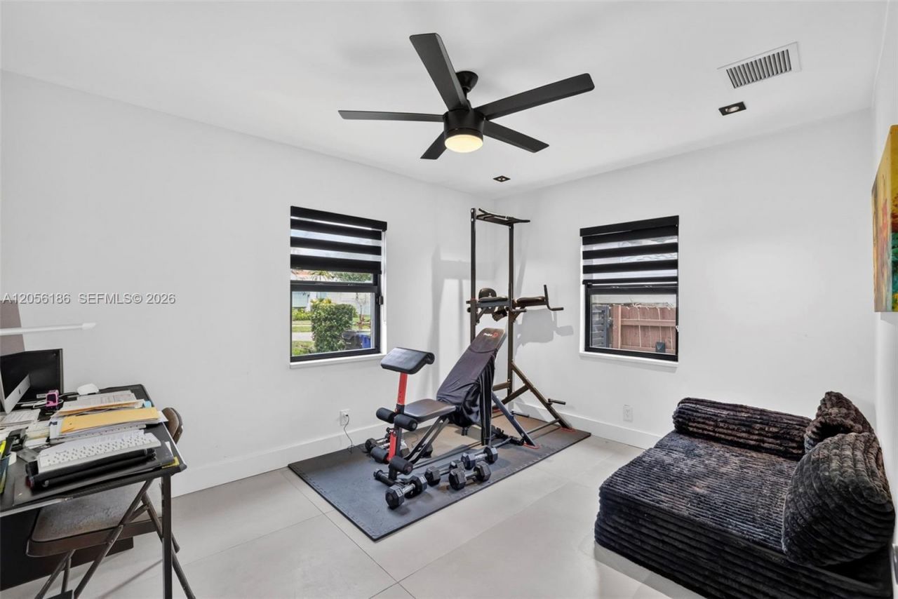 545 NE 9th Ave, Fort Lauderdale, FL 33301 Photo