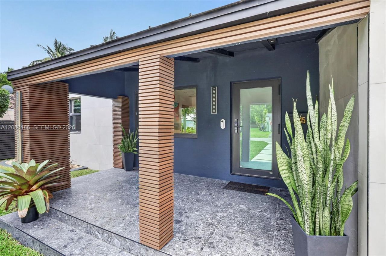 545 NE 9th Ave, Fort Lauderdale, FL 33301 Photo
