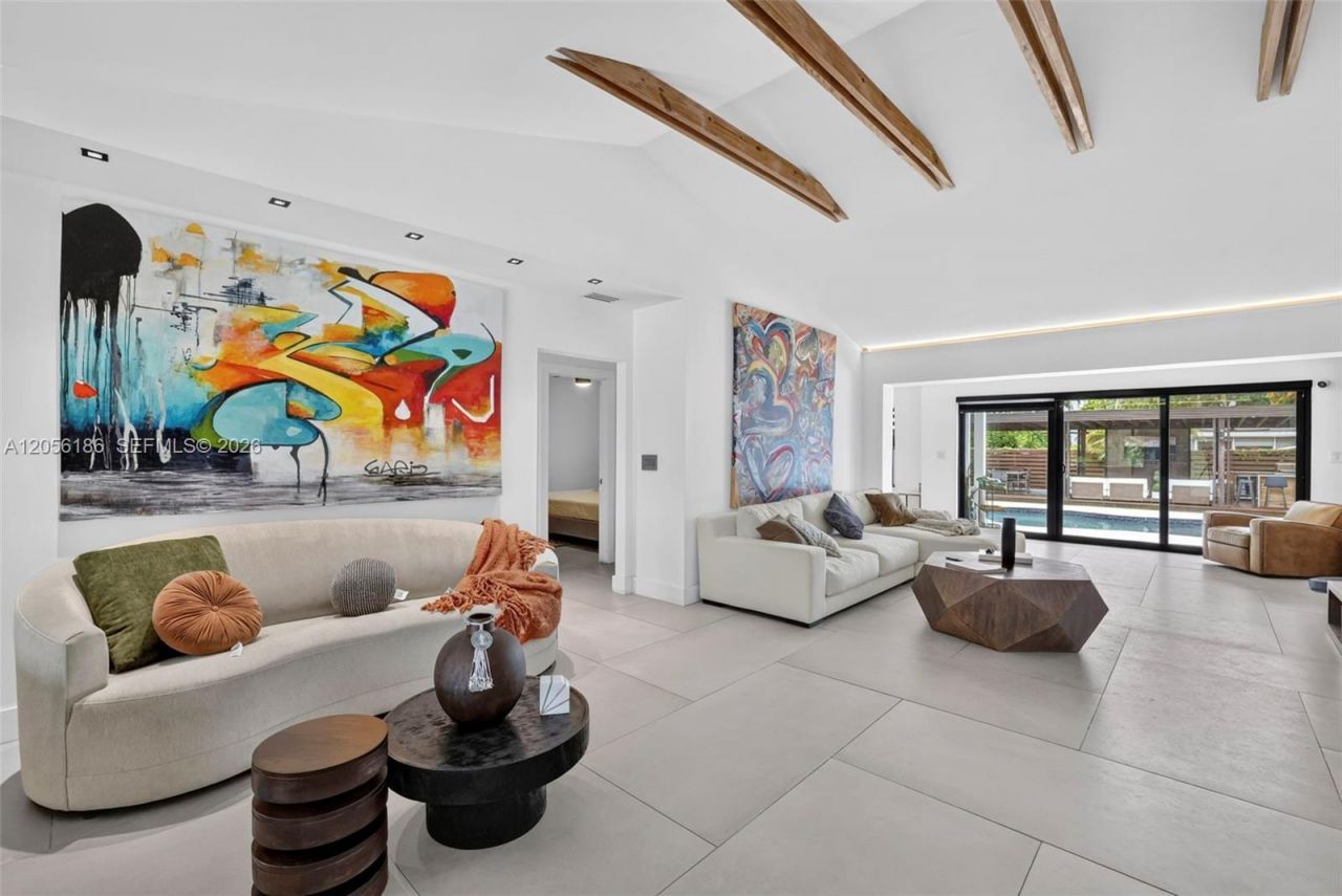 545 NE 9th Ave, Fort Lauderdale, FL 33301 Photo
