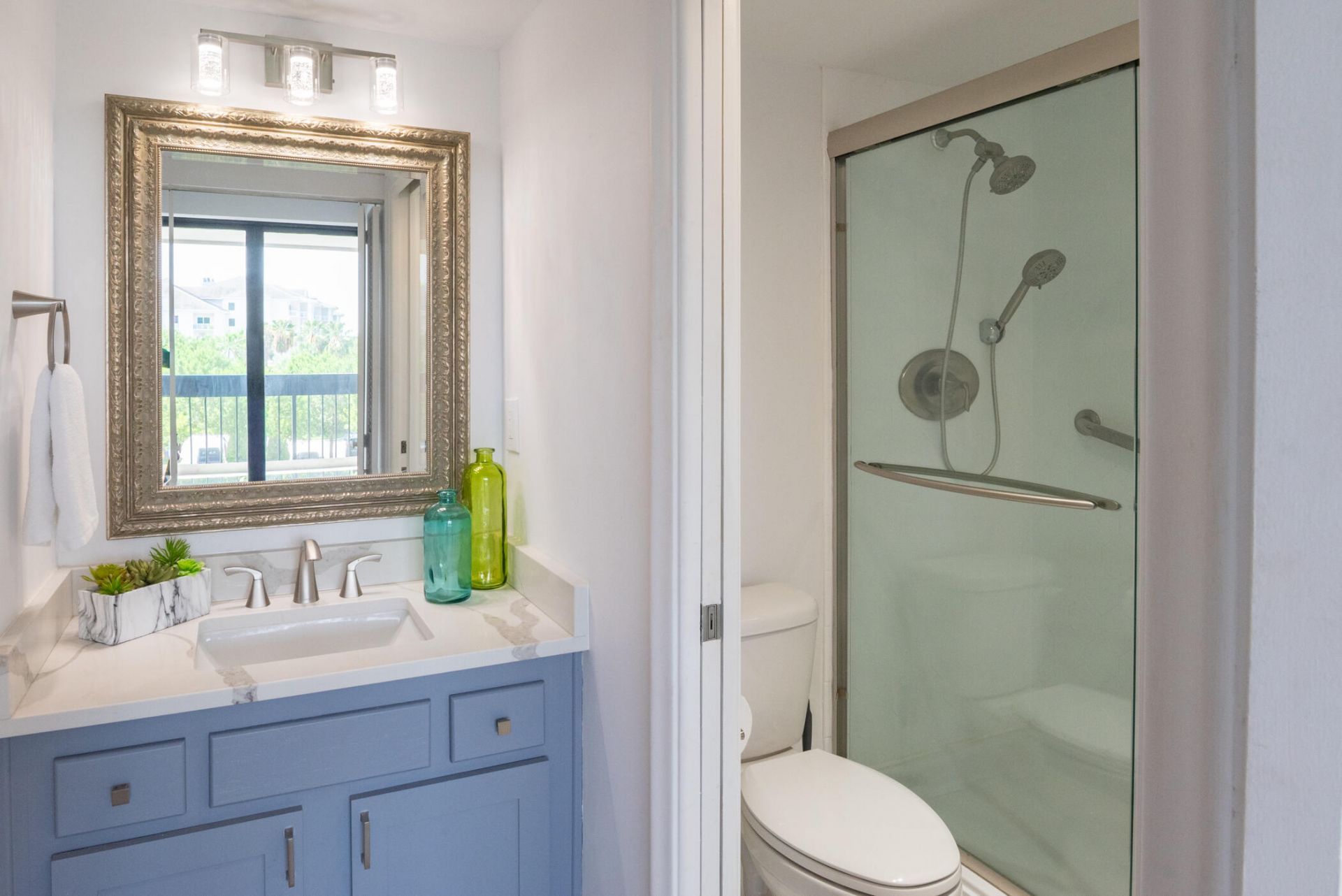 2400 Presidential Way, Unit 302, West Palm Beach, FL 33401 Photo