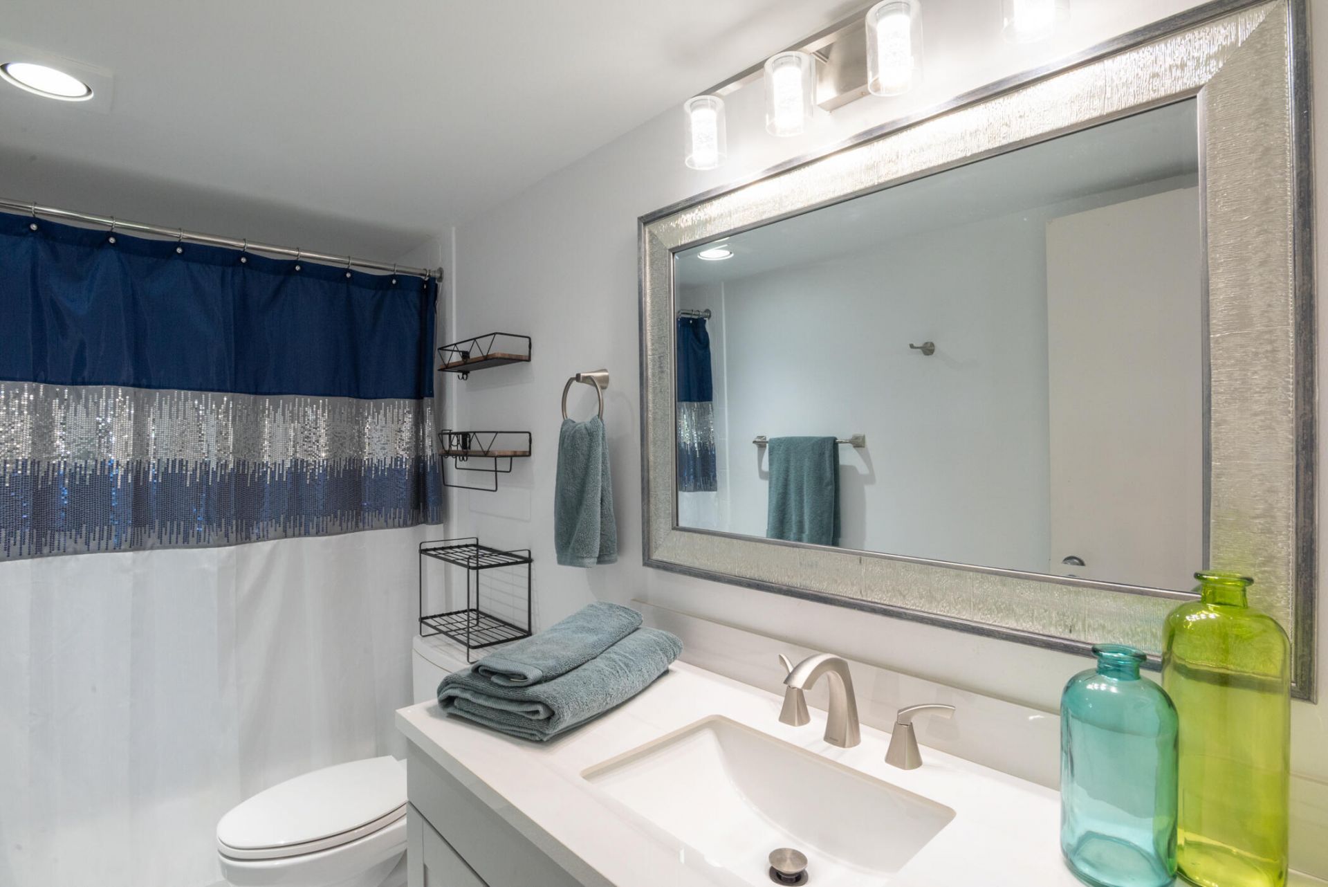 2400 Presidential Way, Unit 302, West Palm Beach, FL 33401 Photo