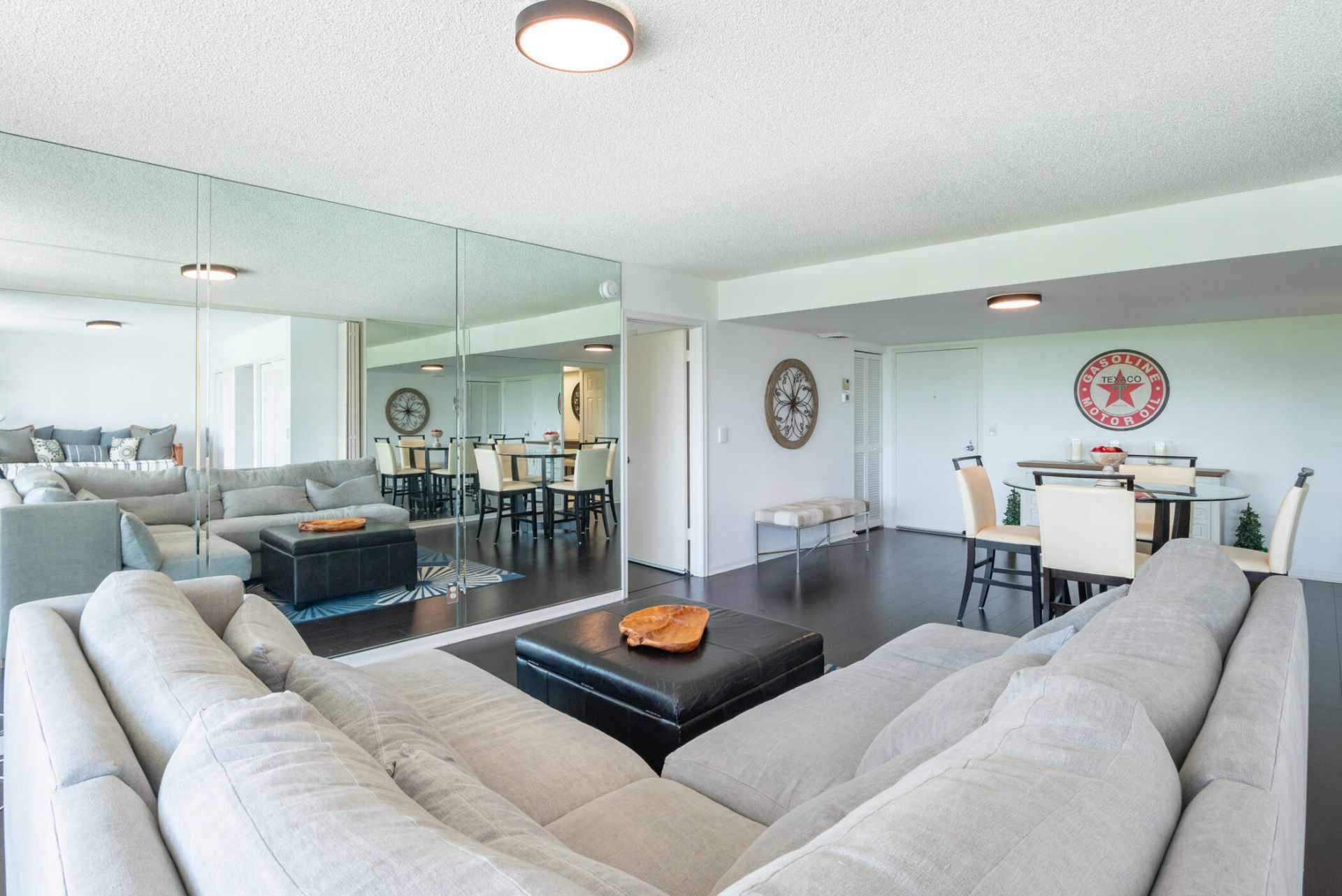 2400 Presidential Way, Unit 302, West Palm Beach, FL 33401 Photo