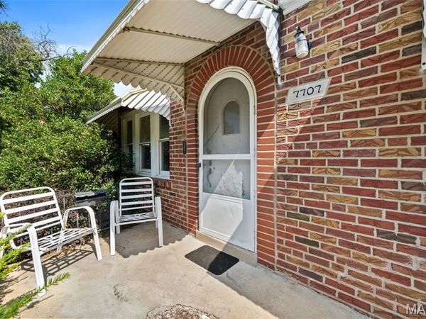 7707 Murdoch Avenue , Shrewsbury, MO 63119